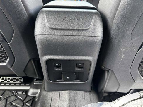 Used 2023 Ford Bronco Black Diamond image 39