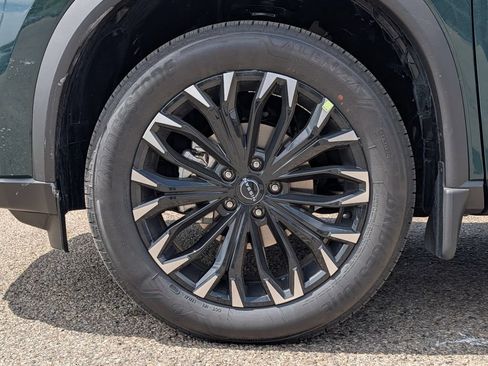 New 2026 Nissan Rogue SV AWD/4WD image 4