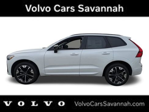 New 2026 Volvo XC60 B5 Plus w/ Protection Package Premier image 9