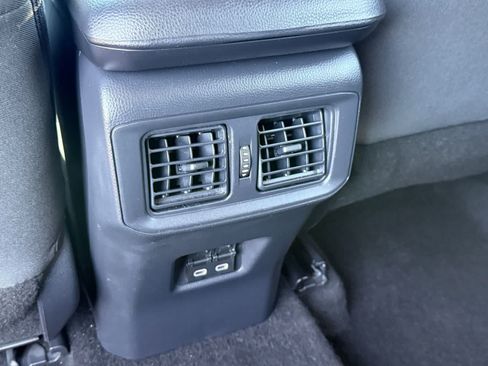 Used 2025 Toyota RAV4 XLE FWD image 11