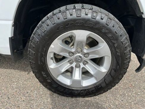 Used 2023 RAM 1500 Laramie AWD/4WD image 10