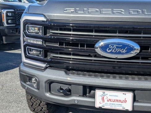 New 2026 Ford F250 Platinum w/ Tremor Off-Road Package image 10