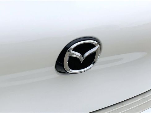 Used 2024 MAZDA MAZDA3 s image 29