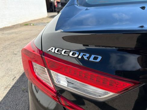 Used 2022 Honda Accord EX-L image 16