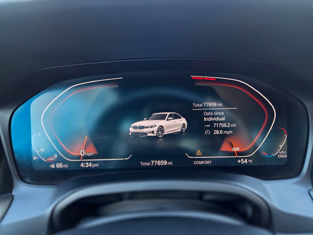 Used 2019 BMW 330i xDrive Sedan w/ Driving Assistance Package AWD/4WD image 15