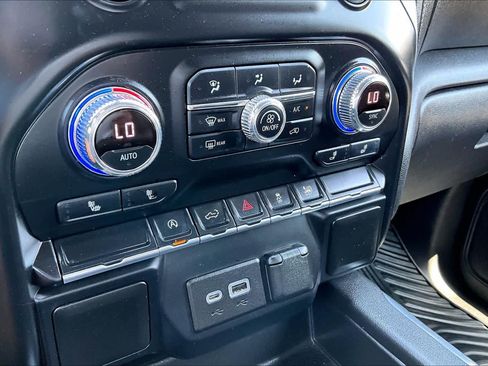 Used 2021 GMC Sierra 1500 Elevation RWD image 31
