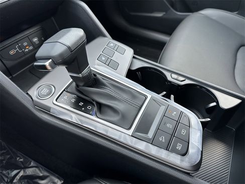 New 2026 Kia Sportage EX image 29