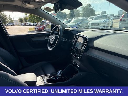 Certified 2026 Volvo XC40 B5 Plus AWD/4WD image 13
