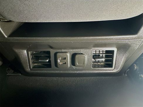 Used 2021 GMC Sierra 1500 SLE w/ X31 Off-Road Package image 22