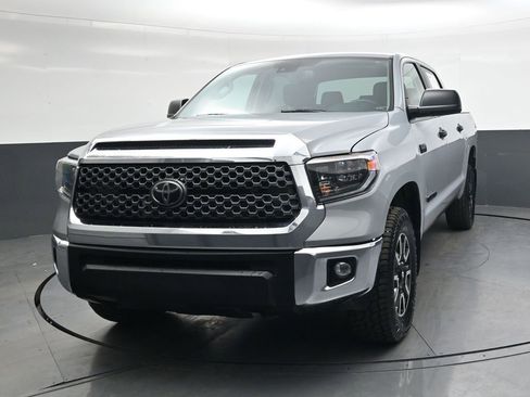 Used 2021 Toyota Tundra SR5 w/ TRD Off-Road Package image 9