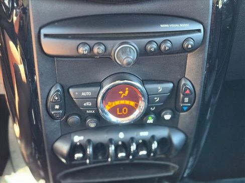 Used 2016 MINI Cooper Countryman FWD image 12