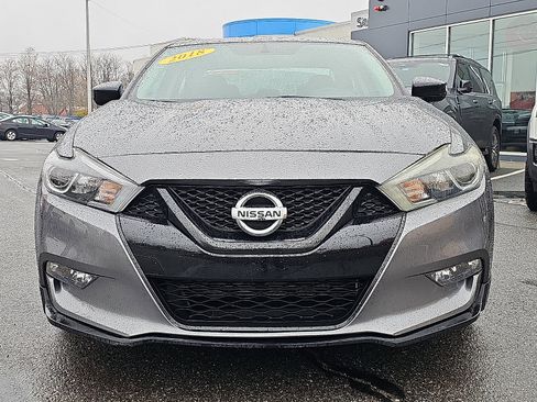 Used 2018 Nissan Maxima 3.5 S image 2