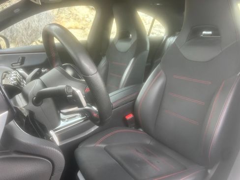 Used 2023 Mercedes-Benz CLA 250 image 9
