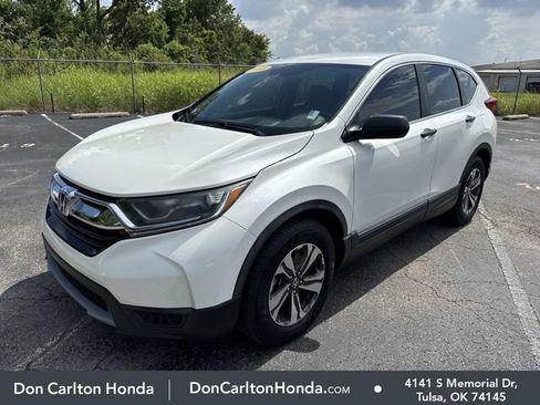Used 2018 Honda CR-V LX image 3