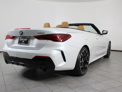 New 2026 BMW 430i Convertible w/ M Sport Package image 9