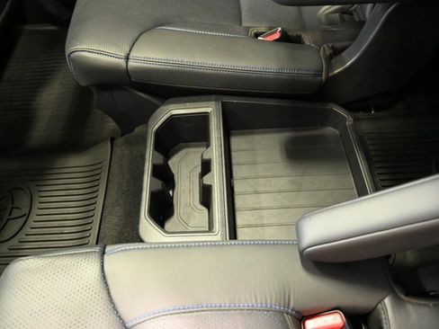 Used 2023 Toyota Sequoia Platinum image 30