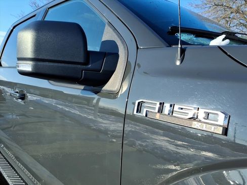 Used 2016 Ford F150 XLT w/ Equipment Group 302A Luxury image 8