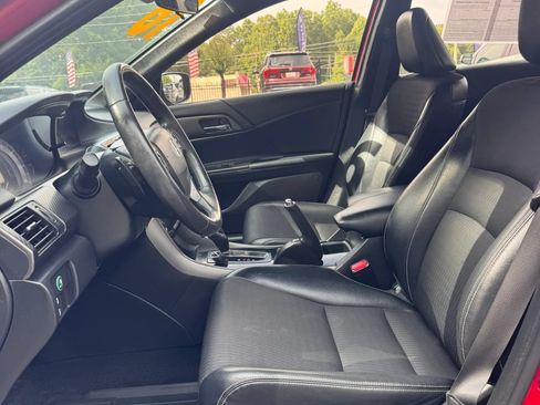 Used 2016 Honda Accord Sport image 8