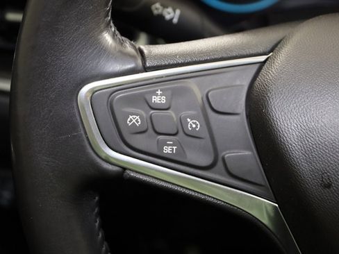 Used 2018 Chevrolet Equinox LT image 31