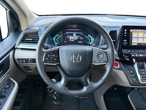Used 2022 Honda Odyssey EX image 14