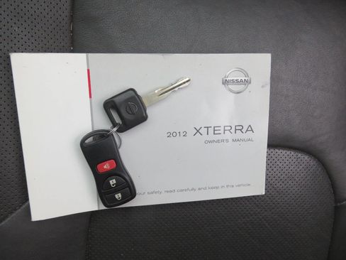 Used 2012 Nissan Xterra PRO-4X w/ Pro-4x Leather Pkg image 36