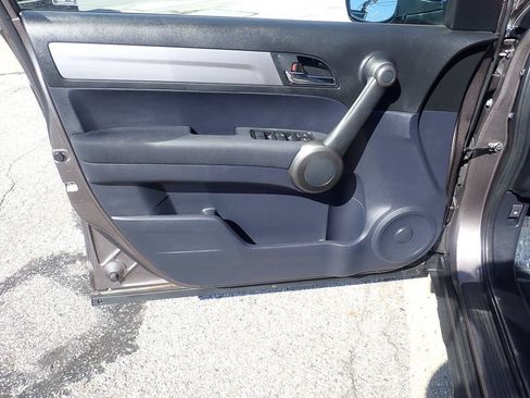 Used 2011 Honda CR-V LX image 9
