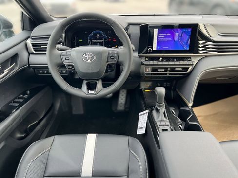 New 2026 Toyota Camry SE image 18