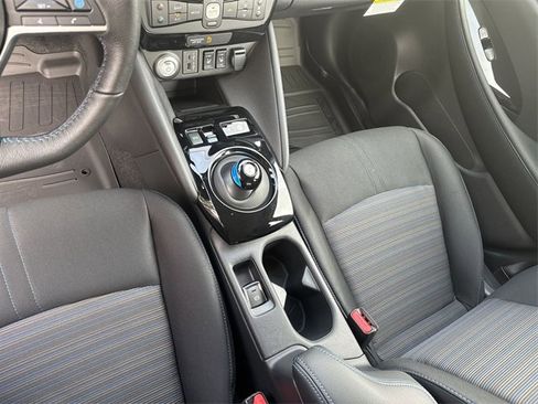 New 2025 Nissan Leaf SV Plus image 23