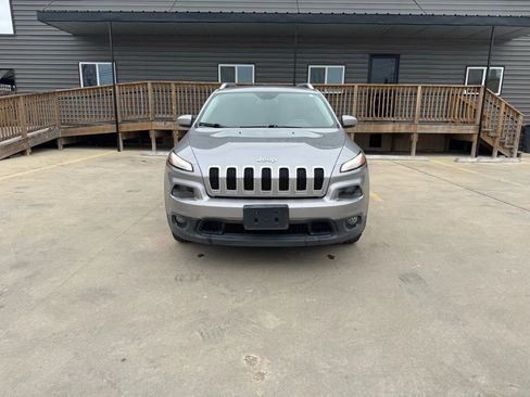 Used 2016 Jeep Cherokee Latitude w/ Safety/Convenience Group image 13