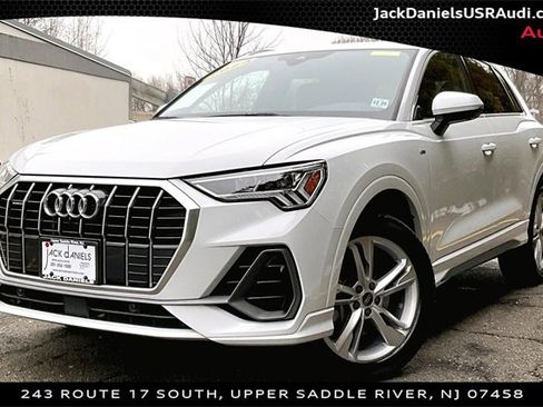 Used 2024 Audi Q3 2.0T Premium Plus image 1