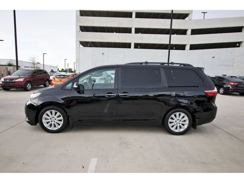 Used 2015 Toyota Sienna Limited Premium FWD image 5