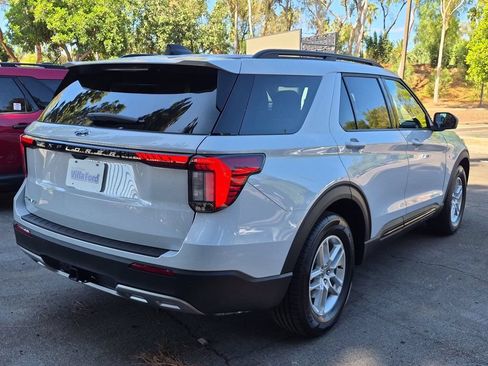 New 2026 Ford Explorer Active w/ Active Comfort Package RWD image 6