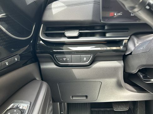 New 2026 Kia Carnival SX Prestige FWD image 27