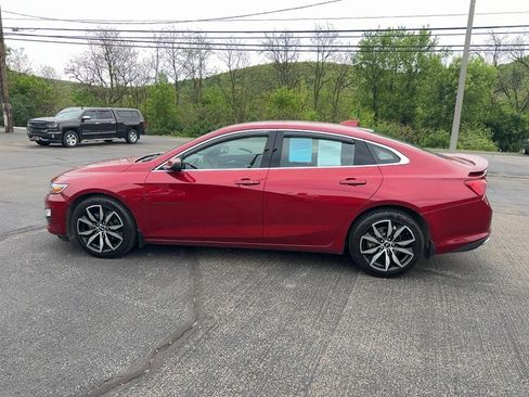 Used 2025 Chevrolet Malibu RS FWD image 8
