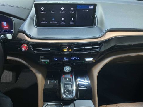 Used 2024 Acura MDX SH-AWD w/ Technology Package image 16
