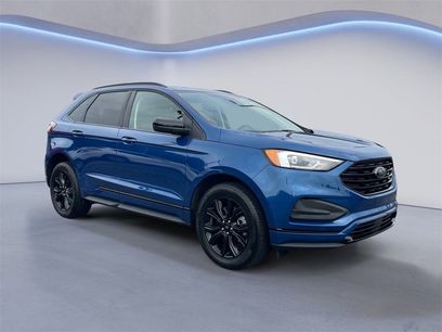Used 2024 Ford Edge SE w/ Black Appearance Package
