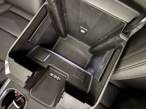 Used 2024 GMC Sierra 1500 Elevation w/ Elevation Premium Package image 32