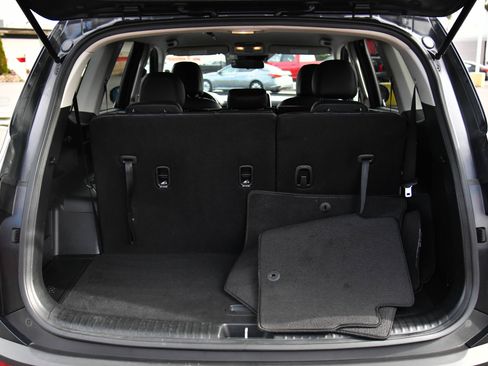 Used 2022 Kia Telluride LX image 38