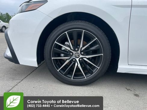 Used 2024 Toyota Camry SE FWD image 26