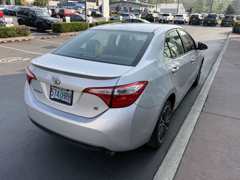 Used 2015 Toyota Corolla S FWD image 5