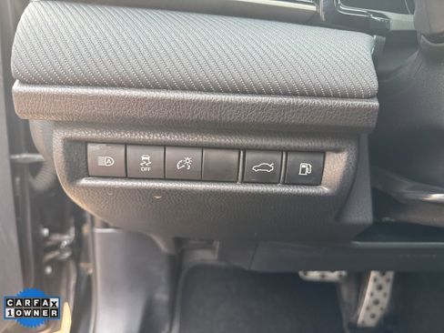 Used 2025 Toyota Camry SE image 14
