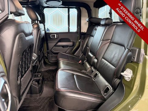 Used 2021 Jeep Gladiator Rubicon image 16