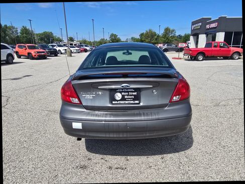 Used 2003 Ford Taurus SEL FWD image 3