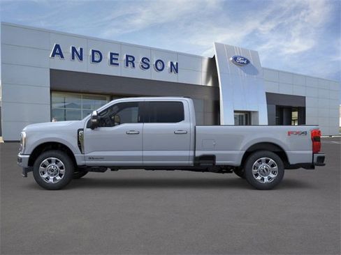 New 2026 Ford F350 Lariat w/ Lariat Premium Package image 3