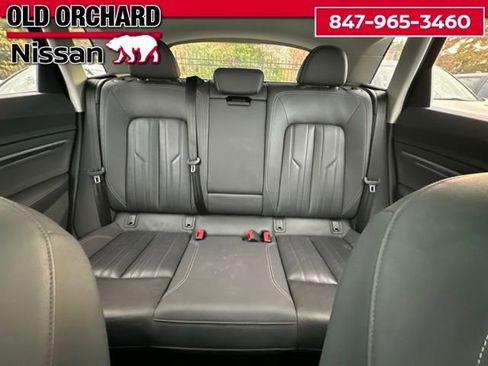 Used 2024 Audi Q8 e-tron Premium Plus image 13