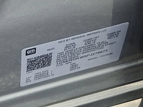 Certified 2023 Chevrolet Traverse LT FWD image 30