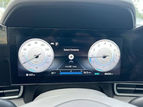 Used 2023 Hyundai Elantra SEL w/ Convenience Package FWD image 20
