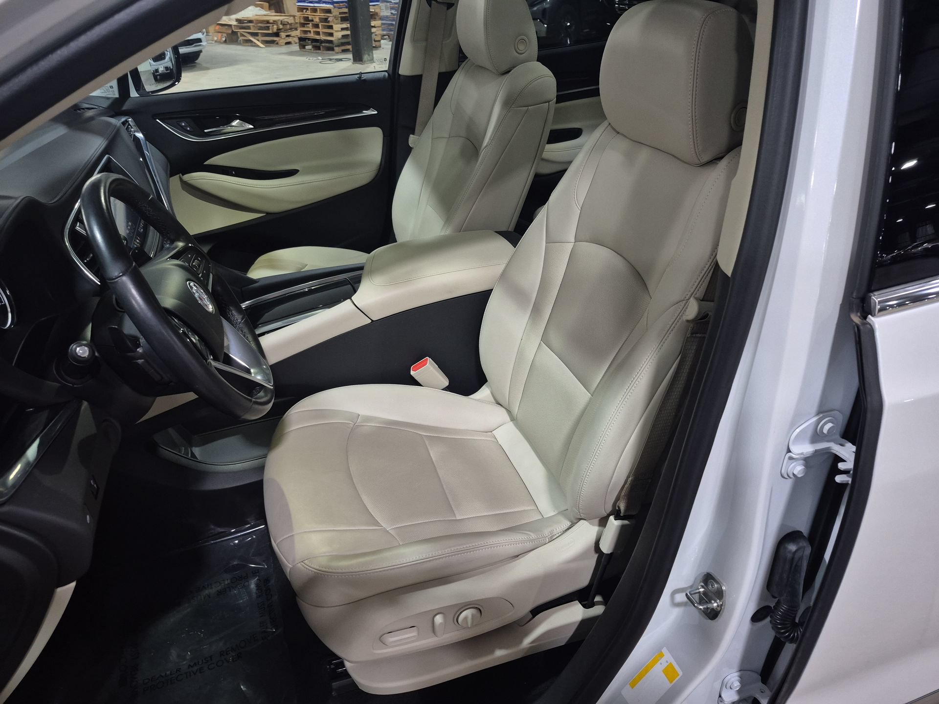 Used 2024 Buick Enclave Essence w/ Experience Buick Package AWD/4WD image 21