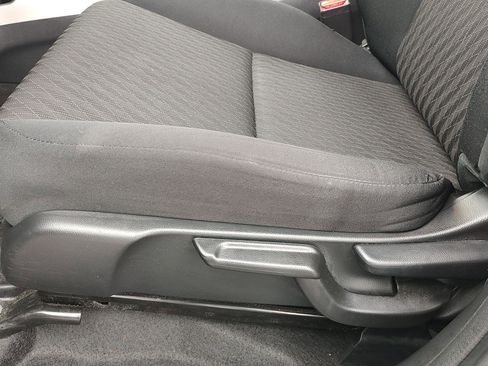 Used 2018 Honda Fit EX image 3