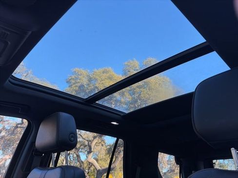 Used 2022 Chevrolet Tahoe RST w/ Luxury Package image 16